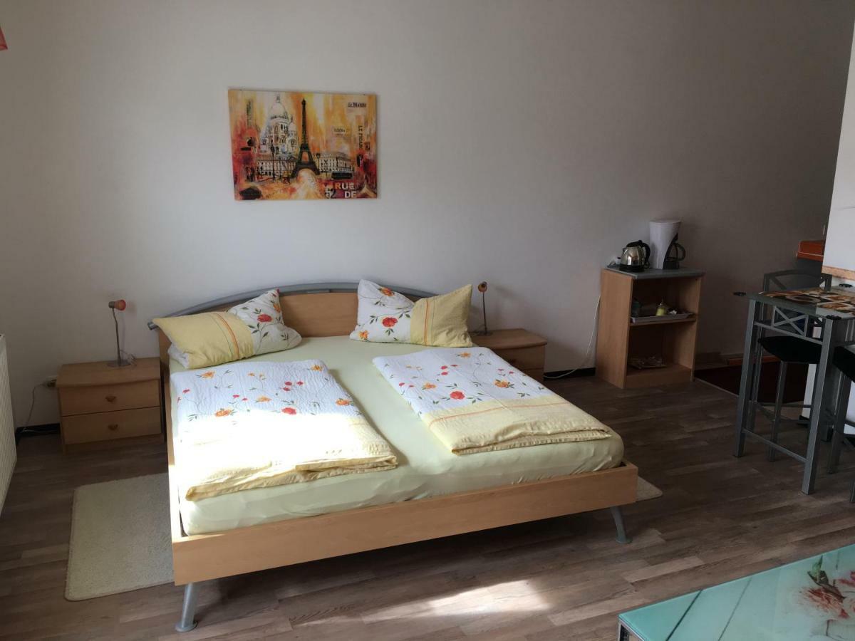 Gaestezimmer Siminciuc Hotell Aachen Eksteriør bilde