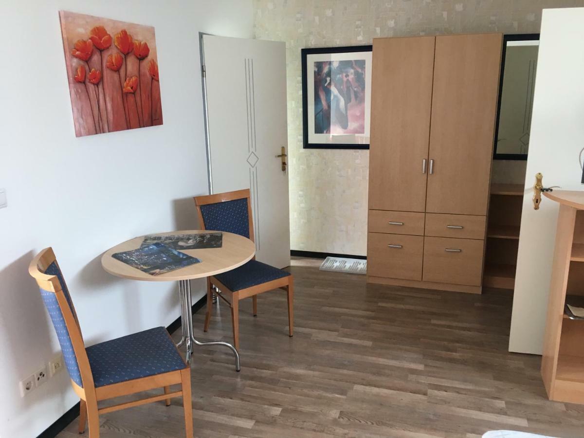 Gaestezimmer Siminciuc Hotell Aachen Eksteriør bilde