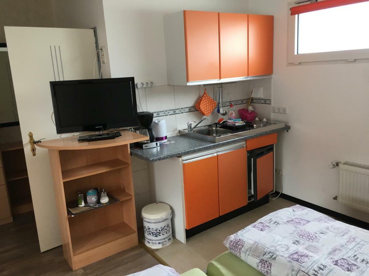 Gaestezimmer Siminciuc Hotell Aachen Eksteriør bilde