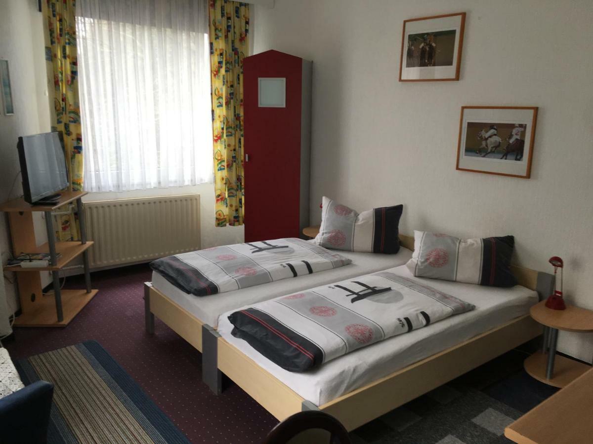 Gaestezimmer Siminciuc Hotell Aachen Eksteriør bilde