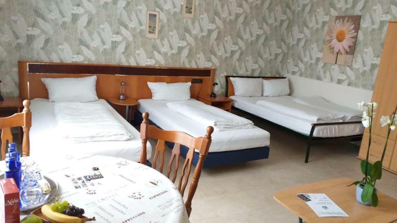 Gaestezimmer Siminciuc Hotell Aachen Eksteriør bilde